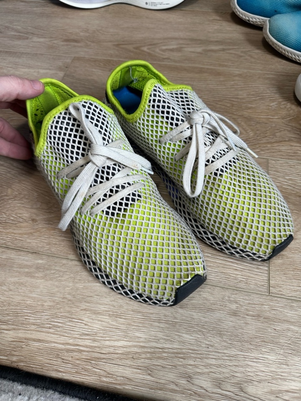 Adidas Originals Deerupt Runner Sneakers in Neon Yellow Mesh Men’s 11 - Picture 3 of 9
